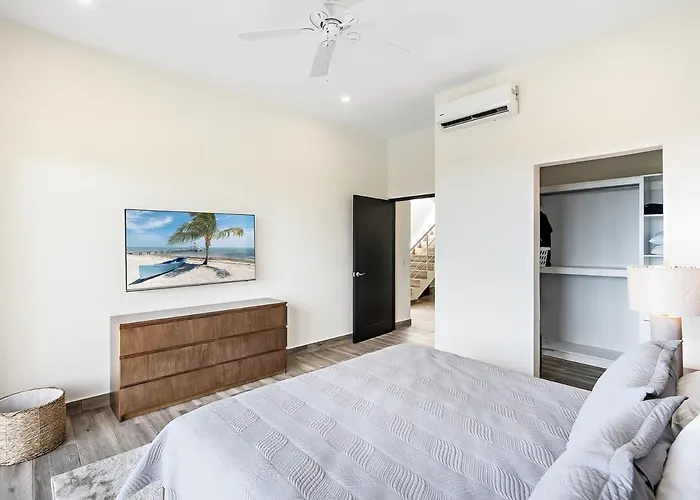 Сasa de vacaciones Mountaintop 4-bedroom With Pool Huge Views Carpintero
