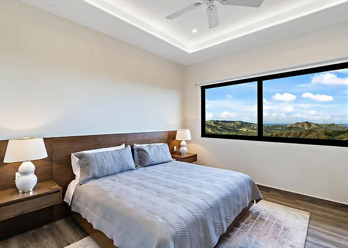 Сasa de vacaciones Mountaintop 4-bedroom With Pool Huge Views Carpintero