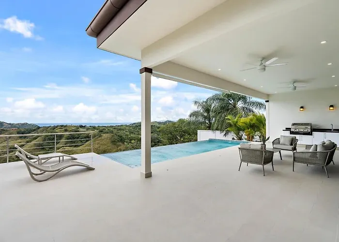 Mountaintop 4-bedroom With Pool Huge Views Сasa de vacaciones Carpintero